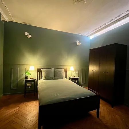 Les Capucines Apartment